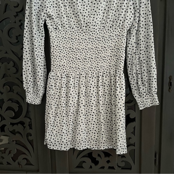 Princess Polly white navy blue floral dress - Picture 6 of 10